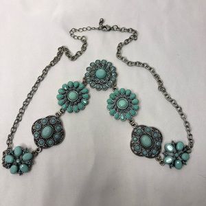 Turquoise Seven Flower Design Adjustable Costume Pendant 27” Necklace